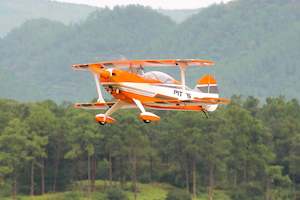 Pilot RC Pitts S2-B 87" 100 to 120cc