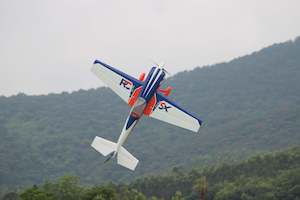 Pilot RC Extra 330SX 103" 120cc