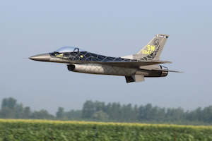 Pilot RC 1/5 F16 w/Electric Retracts, Pipe, Tank & Cockpit - EXPECTED SEPT/OCT!