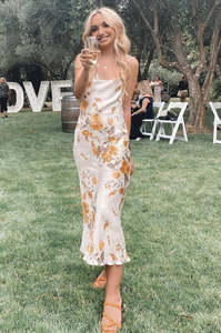 Budget Rentals: Matilde Slip