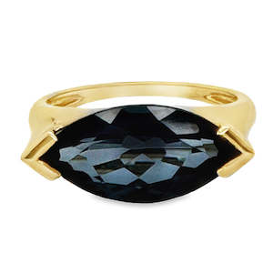 Rings: 9ct Yellow Gold London Blue Topaz Ring BT=5.20ct