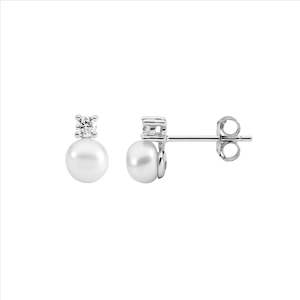 Sterling Silver 5Mm Fresh Water Pearl Earrings