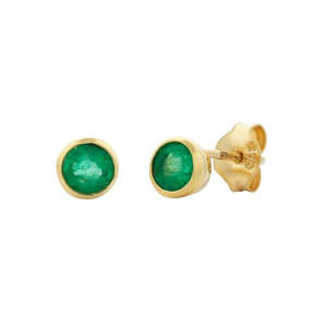 Earrings: 9ct Yellow Gold 4mm Round Emerald Stud Earrings