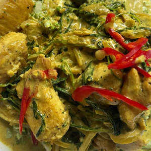 Keto: Coconut Chicken Curry with Broccoli Rice