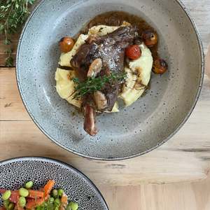 Home Chef Range: Classic Lamb Shanks