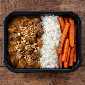 Meals: Beef massaman curry with jasmine rice and roasted carrots.