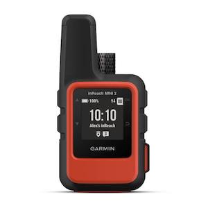 Hiking Outdoors: Garmin inReach Mini 2 – Flame Red