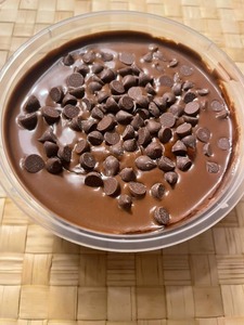 Tubs: VITAS TRIPLE CHOCOLATE CHIP PROTEIN WEETBIX TUB