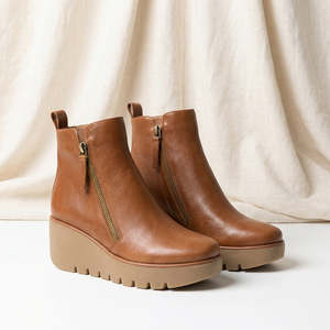 Womens Boots: Bresley Puzzle