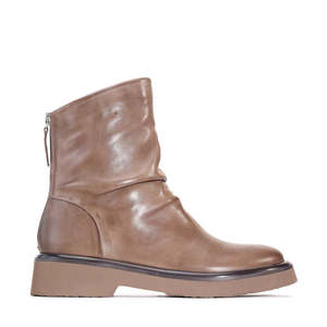Womens Boots: EOS Theonie