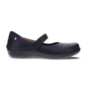 Womens Lace Ups: Revere Timaru