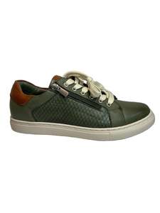 Womens Shoes: Cabello Ursa