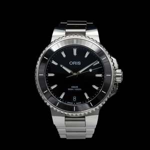 Pre Owned Watches: Oris - 2024 Aquis Date Black 36.5mm