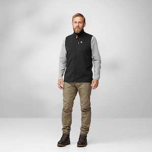 Jackets: Övik Lite Fleece Vest M