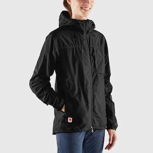 Summer Jackets: High Coast Wind Jacket W