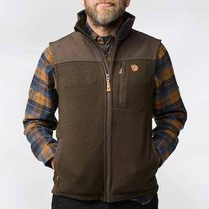 Mens Fleece Jackets: Buck Fleece Vest M