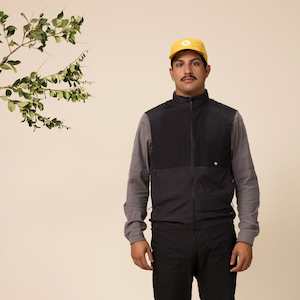 Mens Outdoor Jackets: S/F Adventure Vest M