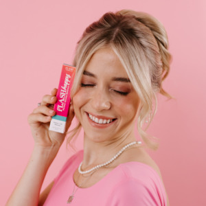 Products: fLASH Perfect Volume Mascara