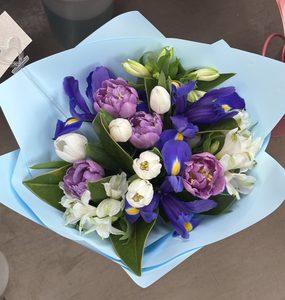 Products: ES08 TWILIGHT BOUQUET - Flavells Floral Boutique