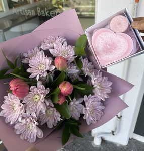 EM03 MOTHERS DAY GIFT SET - Flavells Floral Boutique