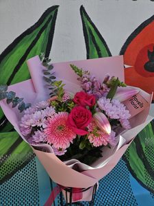 EV31- pink bouquet - Flavells Floral Boutique