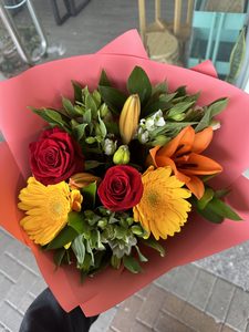 EB07 BRIGHT BOUQUET - Flavells Floral Boutique