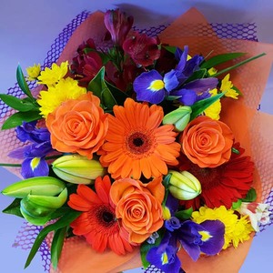 EB42 SUNSET COLOUR FLOWER BOUQUET - Flavells Floral Boutique