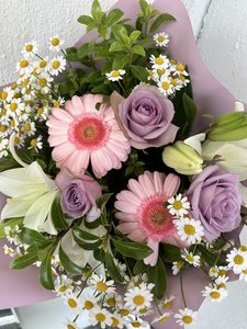 EB05 PURPLE AND PINK BOUQUET - Flavells Floral Boutique