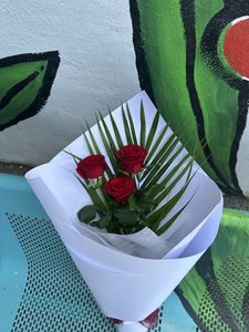 EV04 THREE RED ROSES BOUQUET - Flavells Floral Boutique