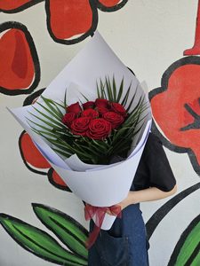 Products: EV03 DOZEN RED ROSES BOUQUET - Flavells Floral Boutique