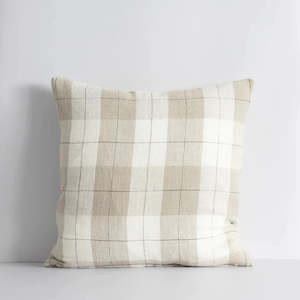 Willis Cushion in Nougat