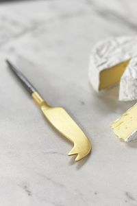 Nel Lusso: Santo Single Gold Cheese Knife
