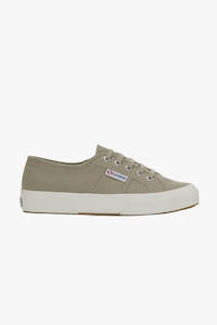 Sneakers: 2750 Cotu Classic Grey Fossil Canvas Sneaker