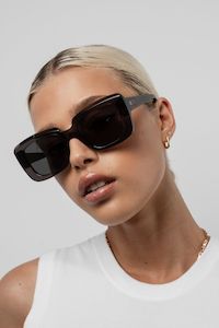 Isle Of Eden: Pia Grey Sunglasses