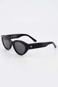 Isle Of Eden: Felina Black Sunglasses