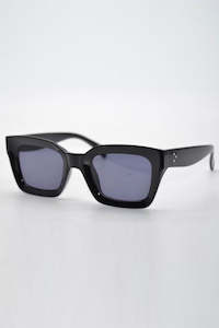 Reality Eyewear: Onassis Square Black with Smoke Lens Sunglasses