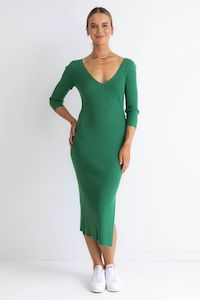 Among The Brave: Equinox Kelly Green Half Sleeve V Neck Tie Back Rib Knit Midi Dress