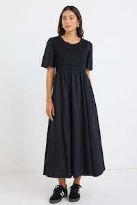 Black Dresses: Wren Black Linen Blend SS Shirred Bodice Midi Dress