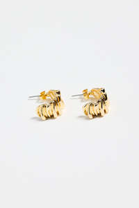 Ethical Edit: Pleated Wide Gold Huggie Earring