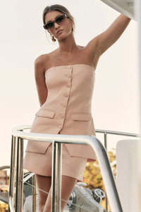 Esmaee: Portsea Peach Front Button Linen Bandeau Top