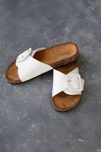 Buckle White Cork Base Slide