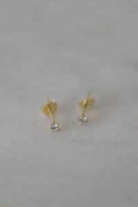 Sophie: Mini Rock Stud EOL Earrings Clear Gold