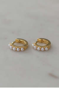Sophie: Mini Pearl Huggies Earrings Gold