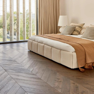 Oak Elegance Chevron