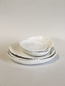 Milly Dent - Sunflower Dish Large 19 x 19 x 2.4cm - Florafauna