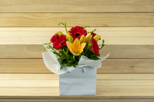 Bright Summer Pot - Botany Downs Florist & East Auckland same day delivery f&hellip;