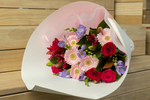 Anniversary: Pretty Mix - Botany Downs Florist & East Auckland same day delivery flowers Howick Florist