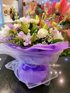 Anniversary: warm dreaming - Botany Downs Florist & East Auckland same day delivery flowers Howick Florist