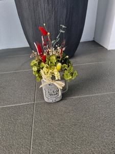 dry flowers arranged - Botany Downs Florist & East Auckland same day deliver&hellip;