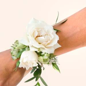 Dried Fresh Flower Florist Auckland: Corsage and/or Buttonhole